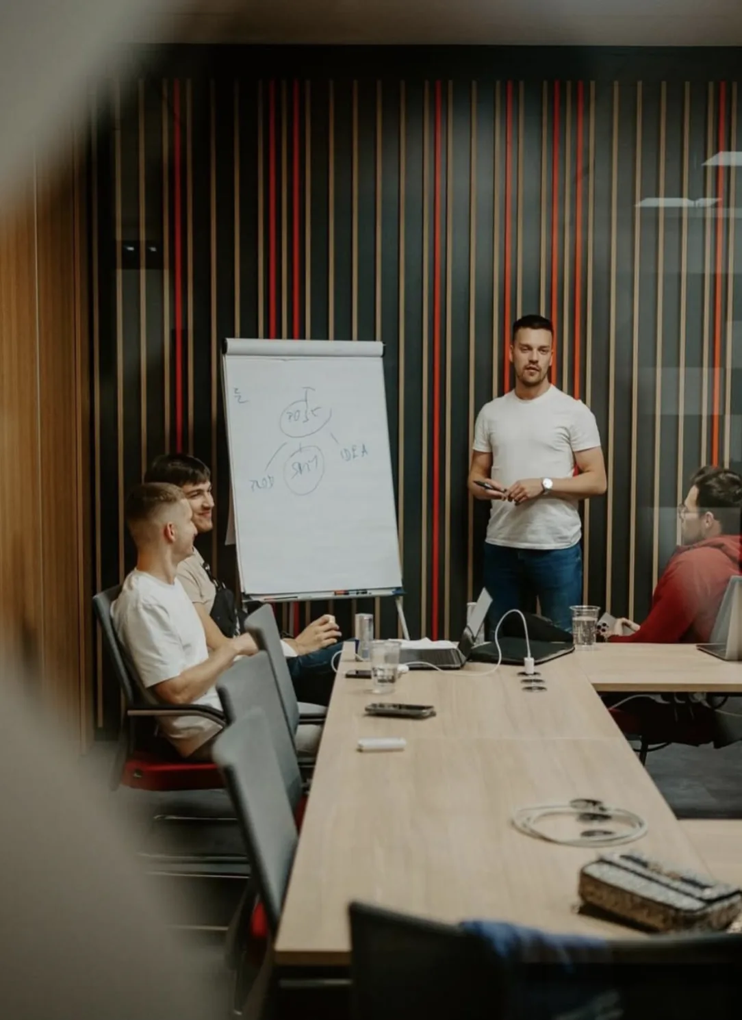 Matej Kosťun počas prezentácie na Techstars Startup Weekend v Žiline v roku 2023